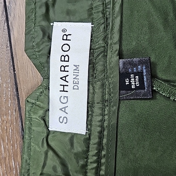 Sag Harbor Army Green Cuffed Shorts Size 16 - Picture 9 of 13